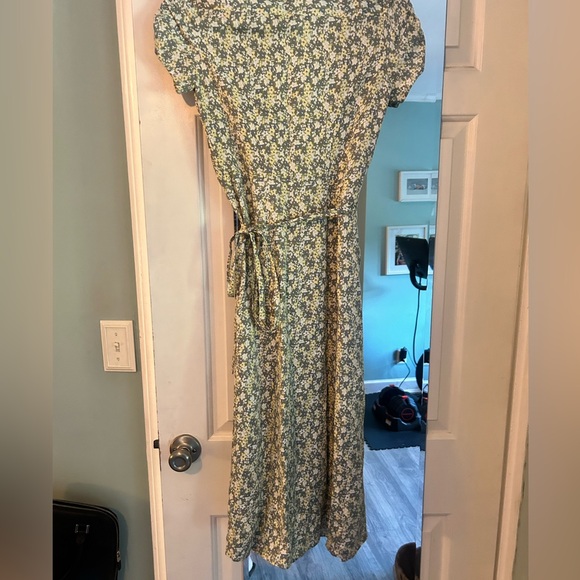 & other stories floral wrap dress size 0 - Picture 4 of 4
